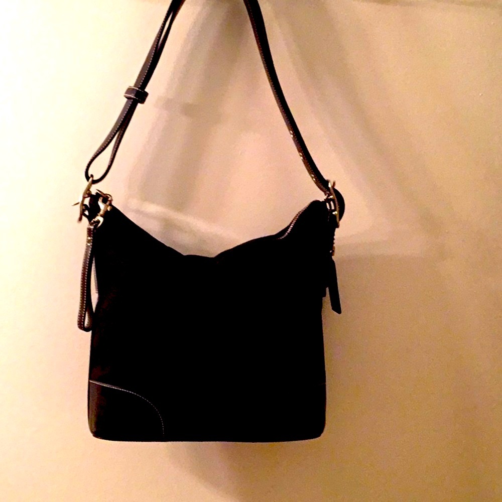 Coach Black Bag JUST REDUCED FOR THE LAST TIME - Picture 3 of 8